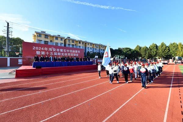 596e515dfe9e40e3aa7e7a2ef31d4ebe.jpg