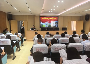 开展防震应急演练 筑牢校园安全防线