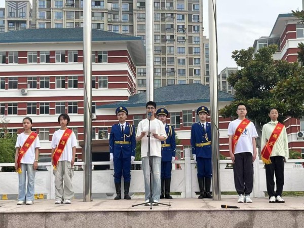 18a2dce9055a4f33ab673c0f7721fa18.jpg 18a2dce9055a4f33ab673c0f7721fa18.jpg