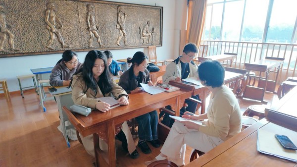 b65357fd13bf4967858d46ba6305c9dc.jpg b65357fd13bf4967858d46ba6305c9dc.jpg